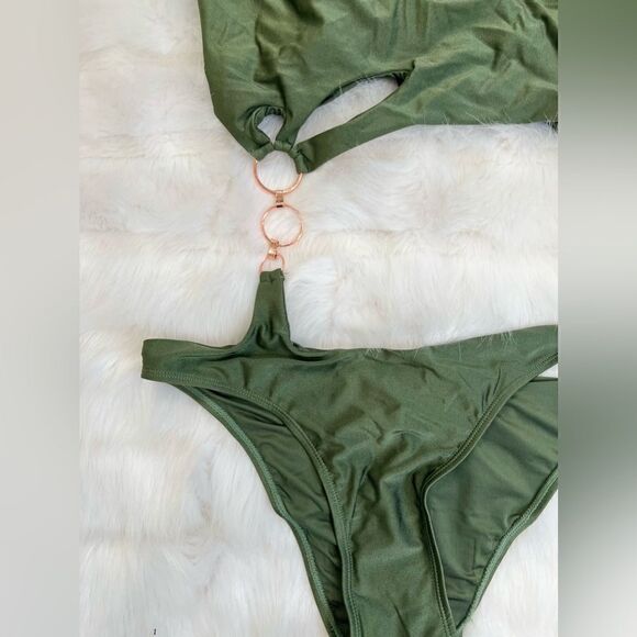 Lola Cut Out 1 Piece Monokini NWT (M) - Picture 9 of 12